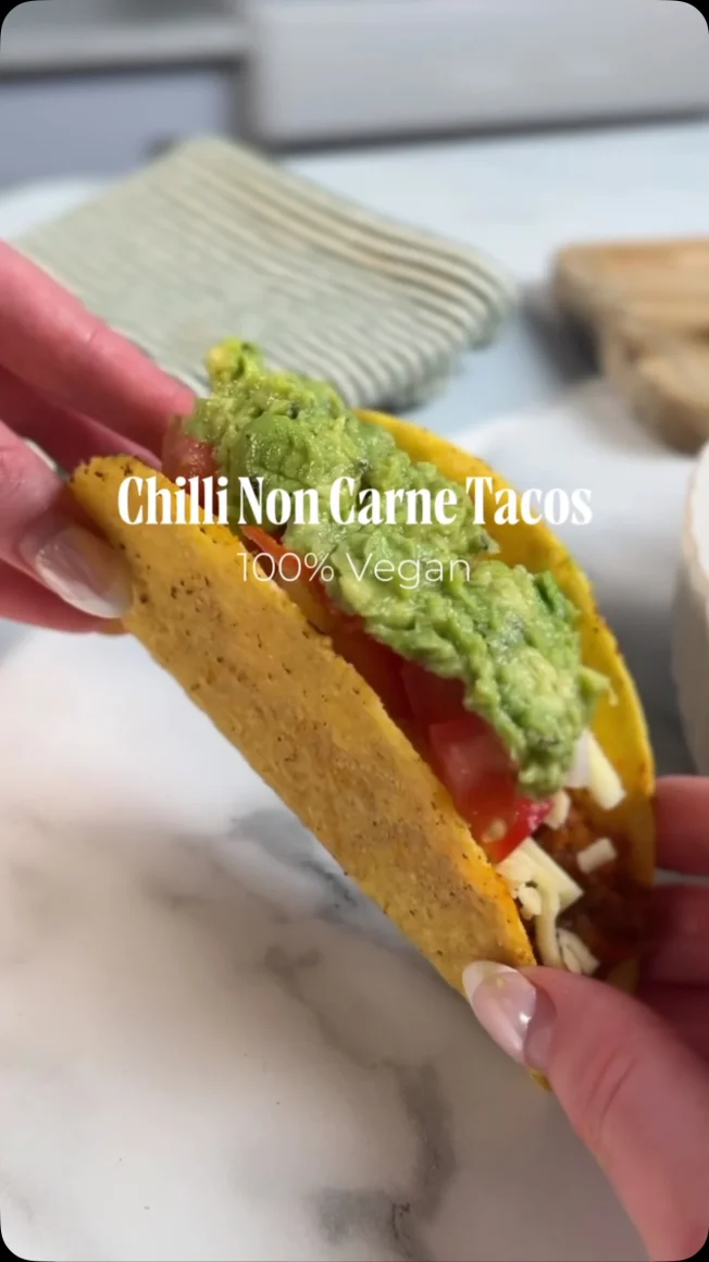 Would you believe these tacos are 100% vegan?🤯 🌿 
